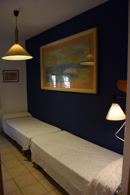 Apartaments Bizanti ซานต์ มาร์ติ เดมปูริเยส ภายนอก รูปภาพ